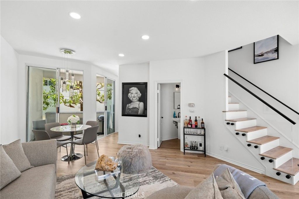 2101 E 15th 9, Newport Beach, CA 92663