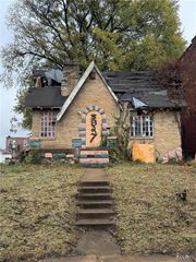 3827 Cook Ave Avenue, St Louis, MO 63113