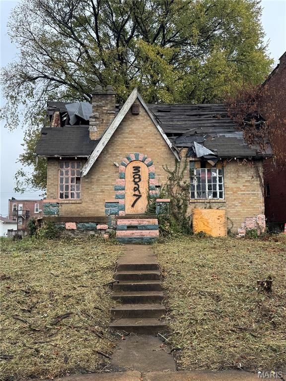 3827 Cook Ave Avenue, St Louis, MO 63113