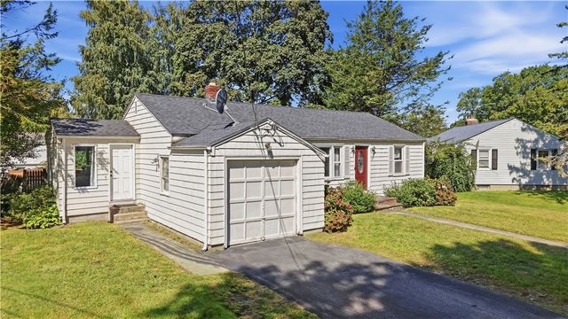 11 Rockhill Drive, Cranston, RI 02920