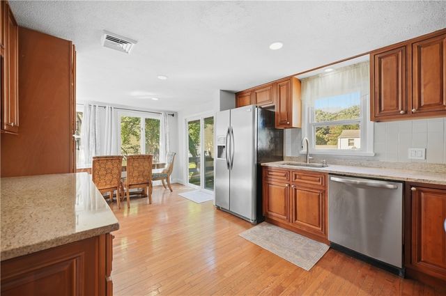 11 Rockhill Drive, Cranston, RI 02920