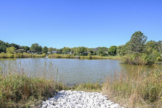 3415 Fiebrantz DRIVE, Brookfield, WI 53005