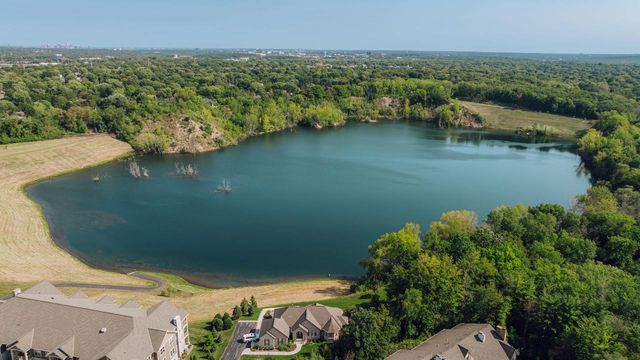 3415 Fiebrantz DRIVE, Brookfield, WI 53005
