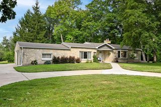 3415 Fiebrantz DRIVE, Brookfield, WI 53005