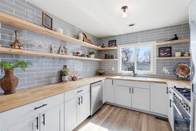 10680 Dover Street, Broomfield, CO 80021