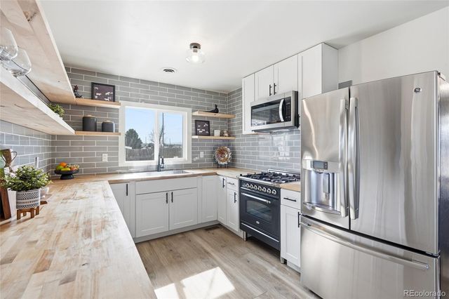 10680 Dover Street, Broomfield, CO 80021