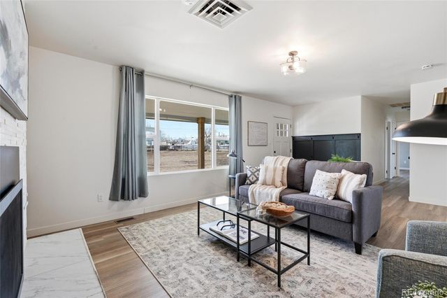 10680 Dover Street, Broomfield, CO 80021