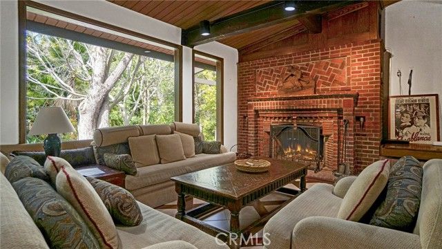 6377 Via Escondido, Malibu, CA 90265