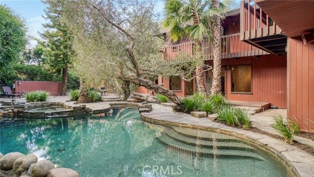 6377 Via Escondido, Malibu, CA 90265