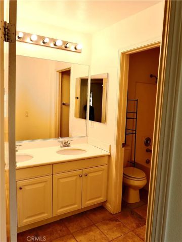 28382 Mirabelle, Saugus, CA 91350