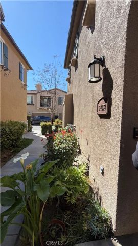 28382 Mirabelle, Saugus, CA 91350