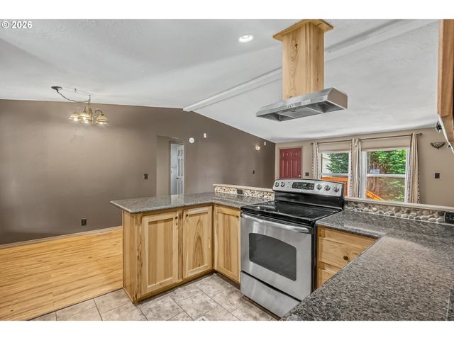1949 Se PALMQUIST Rd 5, Gresham, OR 97080