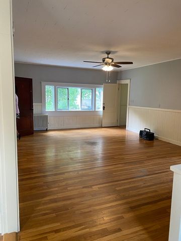 23 River Place 2nd floor, Methuen, MA 01844