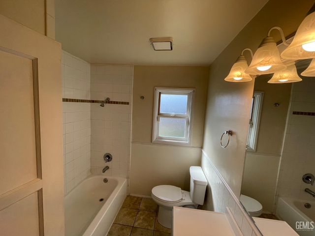 115 Cypress Street, Bakersfield, CA 93304