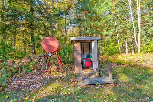 1130 N Old Plank Road, Wetmore, MI 49895