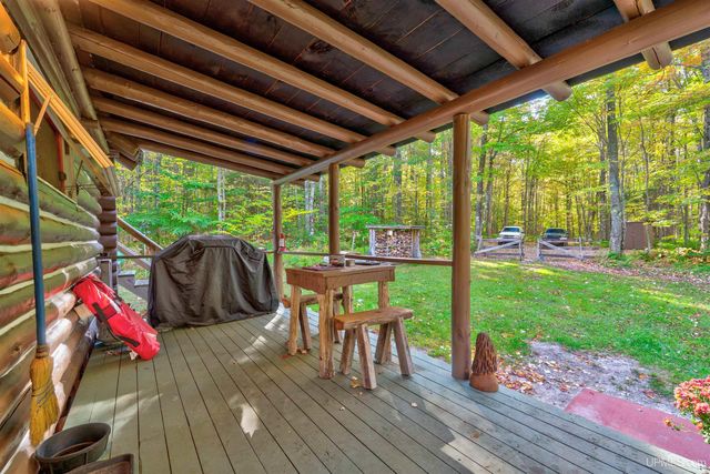 1130 N Old Plank Road, Wetmore, MI 49895