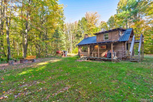 1130 N Old Plank Road, Wetmore, MI 49895