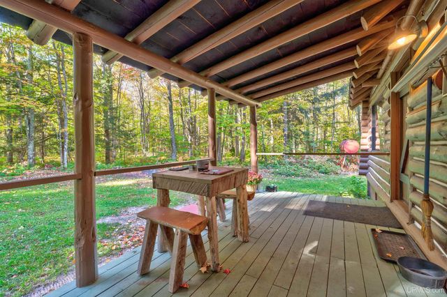 1130 N Old Plank Road, Wetmore, MI 49895