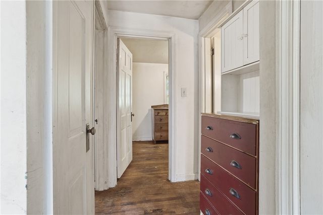 93 Adams Dr, Upper St Clair, PA 15241