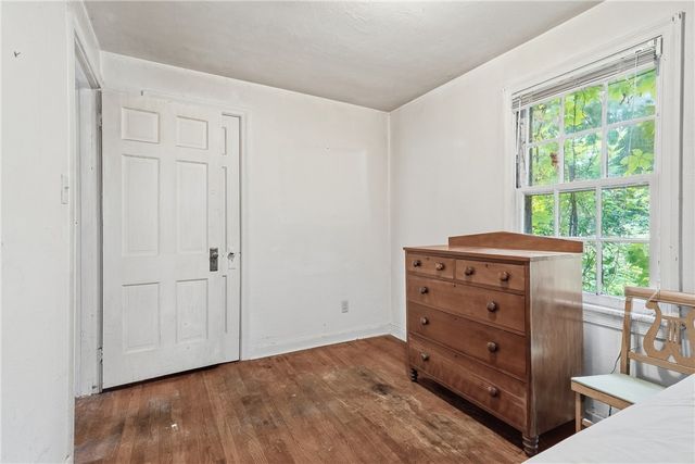 93 Adams Dr, Upper St Clair, PA 15241