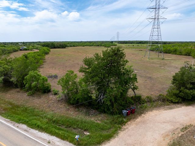 TBD FM 672, Dale, TX 78616