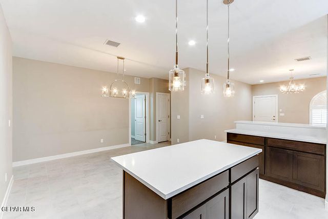 111 Madrid Street, Santa Teresa, NM 88008