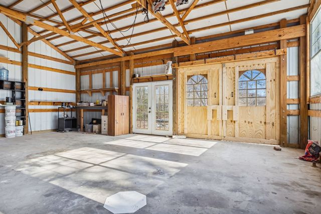 375 Highway 13, N, Waverly, TN 37185