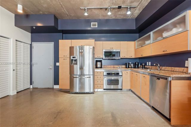 2275 Biscayne Blvd 802, Miami, FL 33137