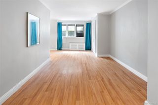 495 E 7th Street 1J, Brooklyn, NY 11218
