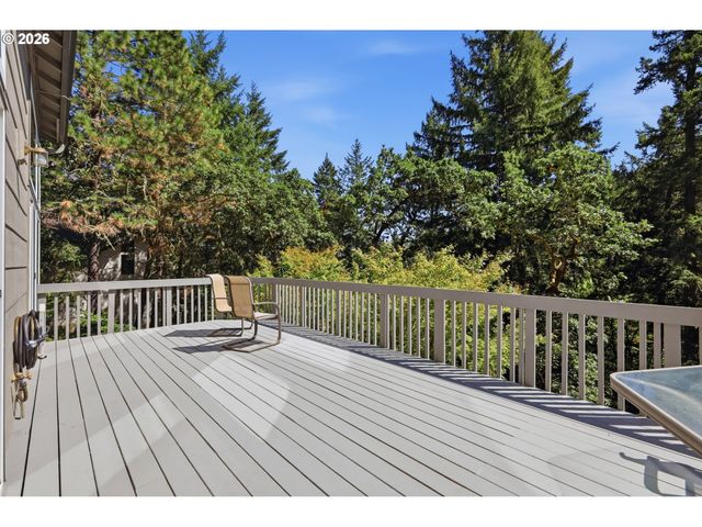 721 BROOKSIDE Dr, Eugene, OR 97405
