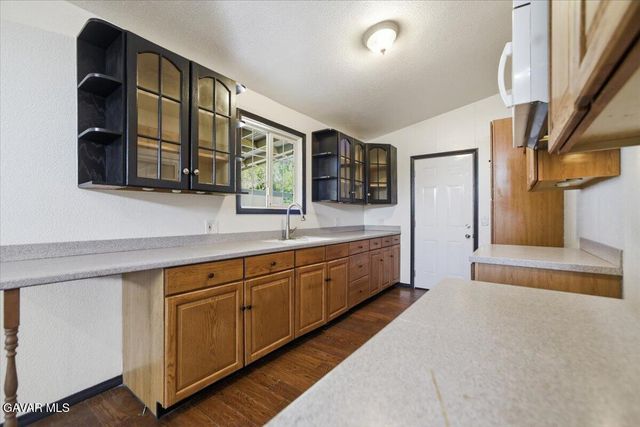 44043 Heaton Avenue, Lancaster, CA 93534