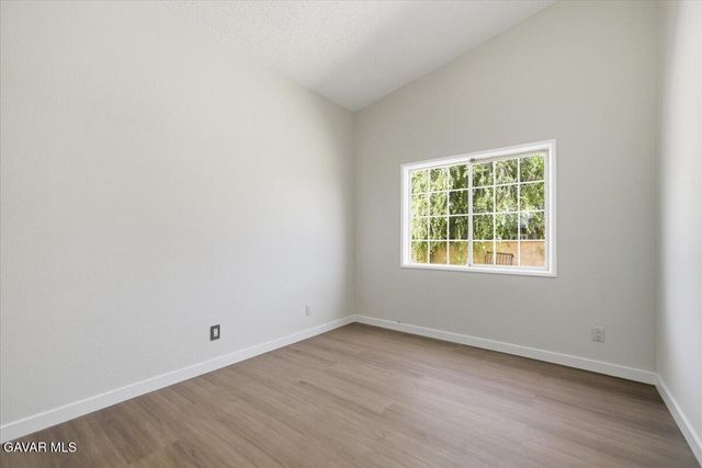 44043 Heaton Avenue, Lancaster, CA 93534