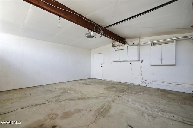 44043 Heaton Avenue, Lancaster, CA 93534