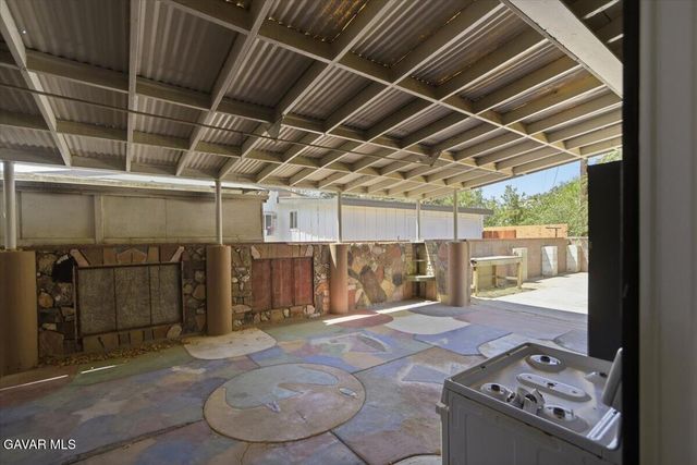 44043 Heaton Avenue, Lancaster, CA 93534
