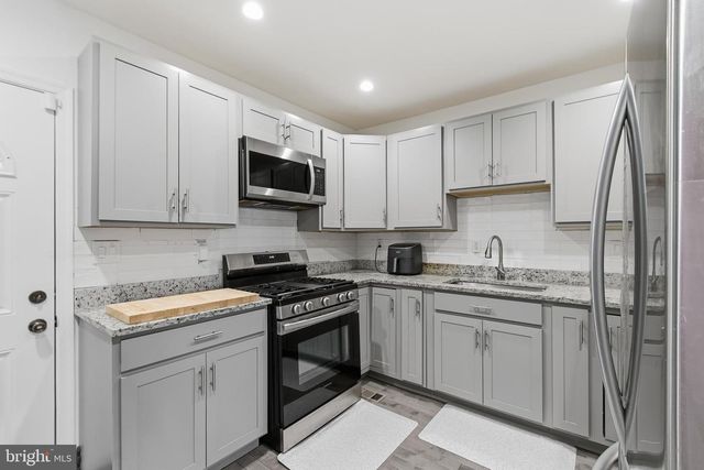 1742 LESLIE RD, Dundalk, MD 21222