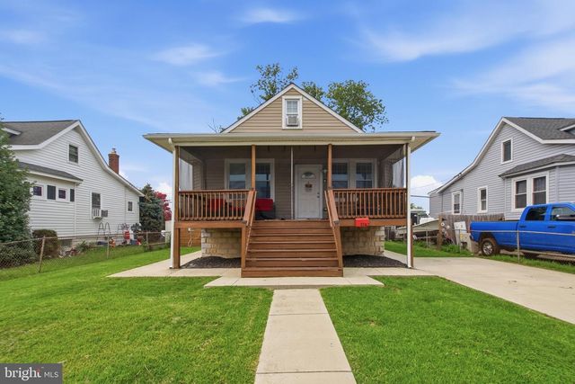1742 LESLIE RD, Dundalk, MD 21222