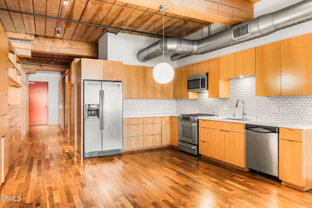 530 S Hewitt Street 328, Los Angeles, CA 90013