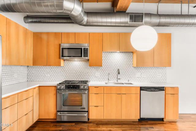 530 S Hewitt Street 328, Los Angeles, CA 90013