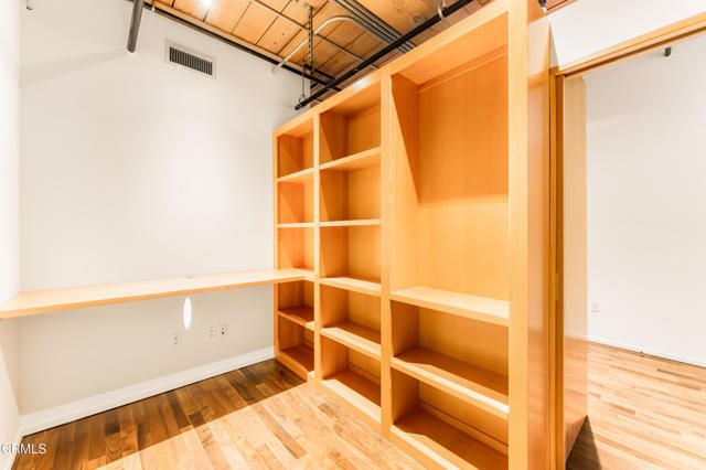 530 S Hewitt Street 328, Los Angeles, CA 90013