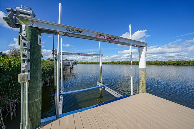 15240 SPANISH POINT DRIVE, Port Charlotte, FL 33981