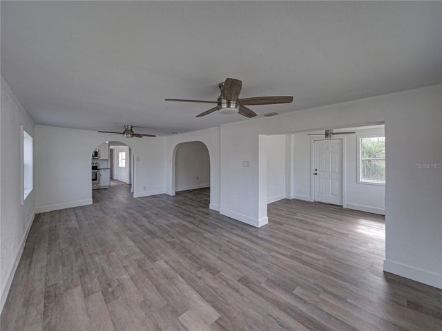 602 E LAURA STREET, Plant City, FL 33563