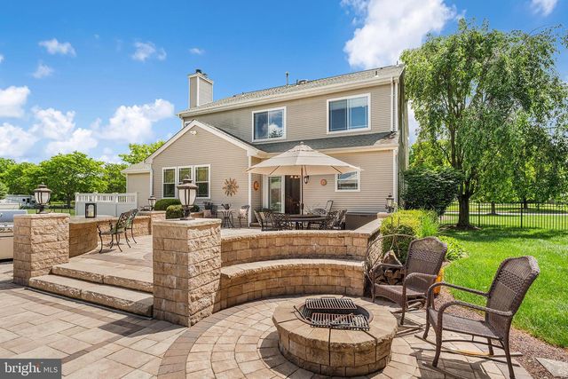61 CLIFFWOOD DR, Allentown, NJ 08501