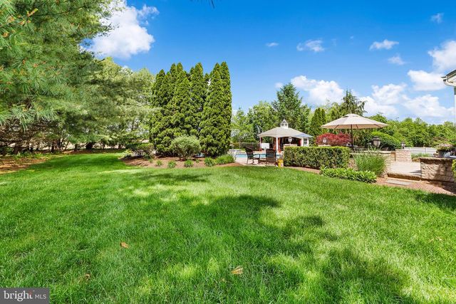 61 CLIFFWOOD DR, Allentown, NJ 08501