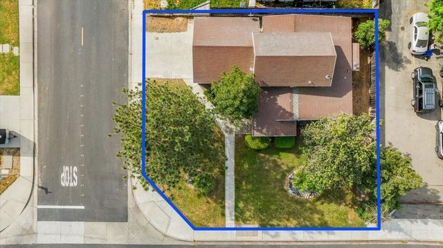 572 Pedersen Rd, Oakdale, CA 95361