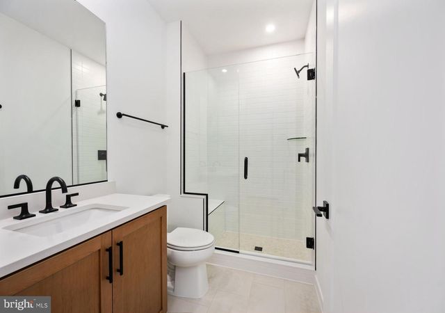 23131 PARKSIDE VILLAGE CIR, Aldie, VA 20105