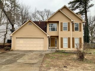 3484 Shady Woods Circle, Lawrenceville, GA 30044