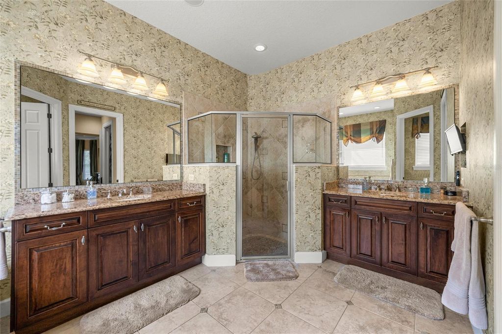 Image 20 of property listing at 17819 SW 61ST LANE ROAD, Dunnellon, FL 34432