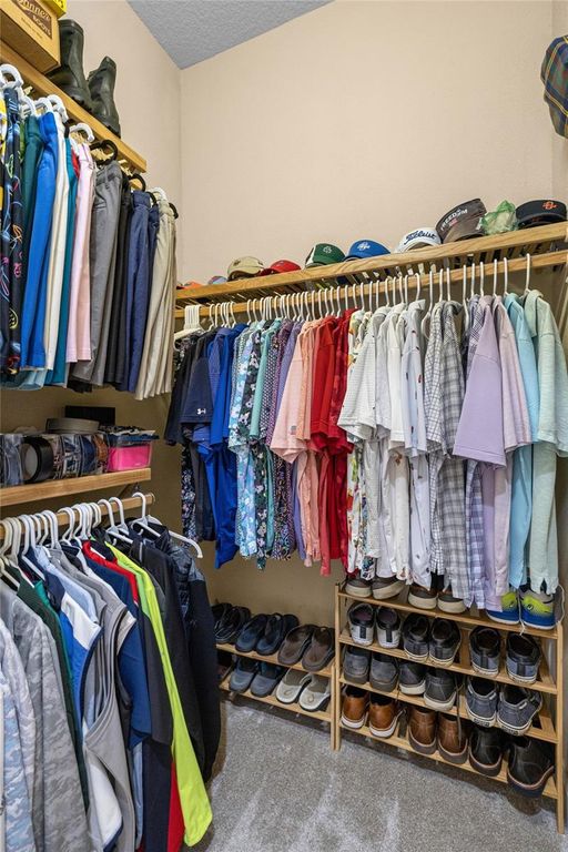 Image 23 of property listing at 17819 SW 61ST LANE ROAD, Dunnellon, FL 34432