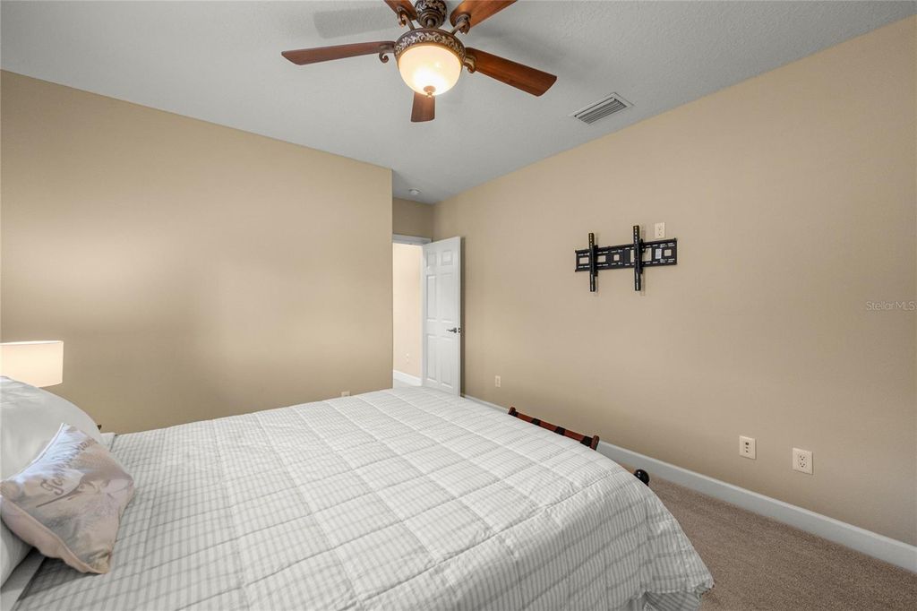 Image 30 of property listing at 17819 SW 61ST LANE ROAD, Dunnellon, FL 34432