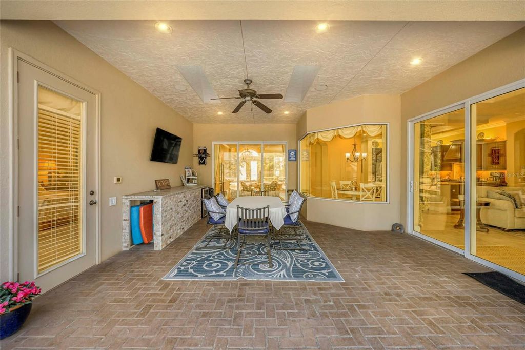 Image 36 of property listing at 17819 SW 61ST LANE ROAD, Dunnellon, FL 34432